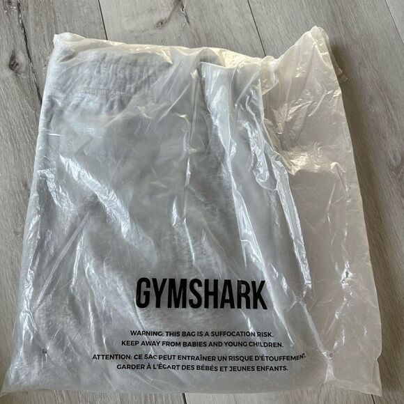 GYMSHARK CREST‎ JOGGERS
Slim Fit Light Grey Marl Medium NWT in packaging - Picture 10 of 10